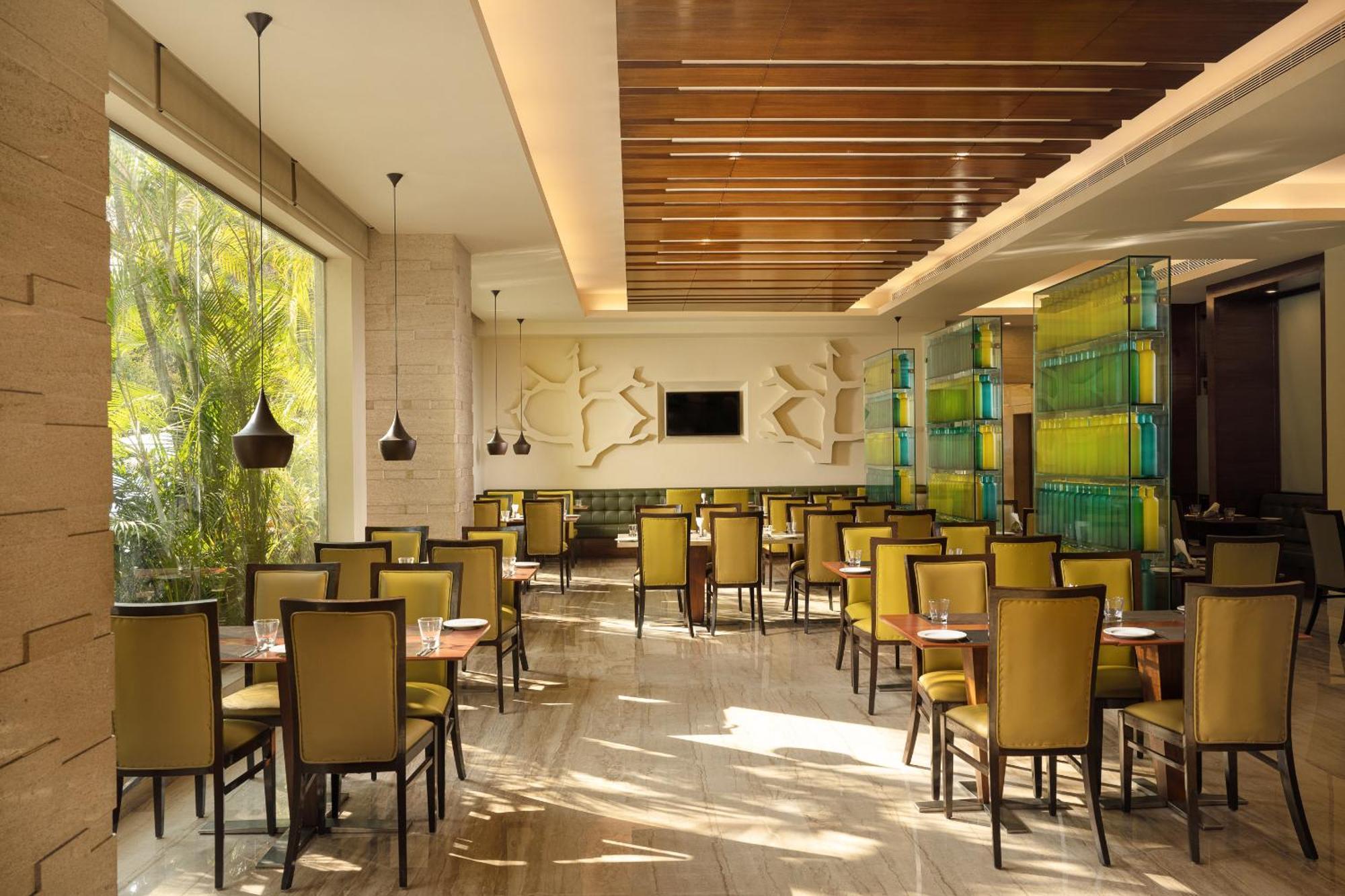 Lemon Tree Premier, Ulsoor Lake, Bengaluru Bangalore Exterior foto