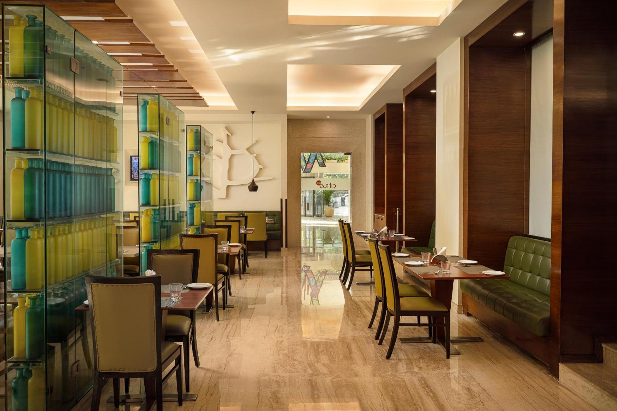 Lemon Tree Premier, Ulsoor Lake, Bengaluru Bangalore Exterior foto